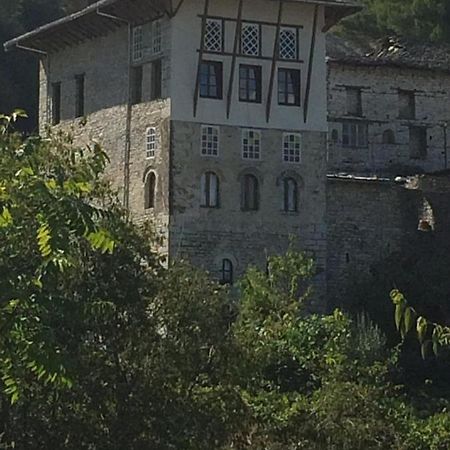 Konaku Guest house Gjirokastër Extérieur photo