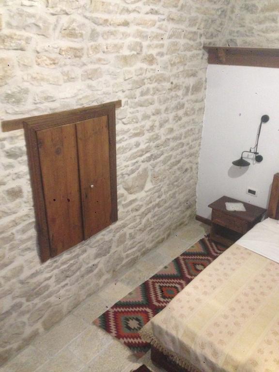 Konaku Guest house Gjirokastër Extérieur photo