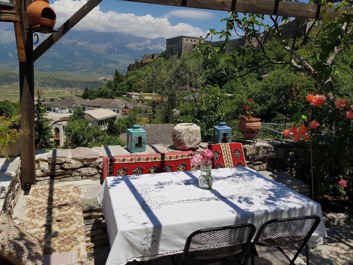 Konaku Guest house Gjirokastër Extérieur photo