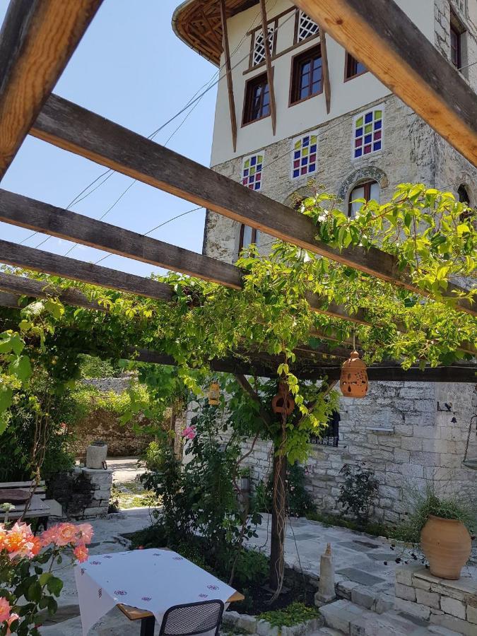 Konaku Guest house Gjirokastër Extérieur photo